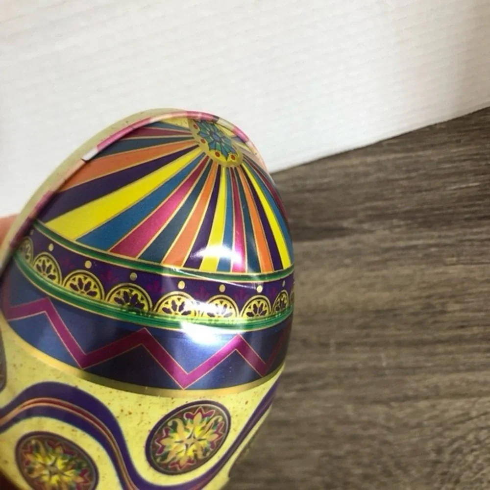 Vtg Colourful Decorative Fillable Metal Egg